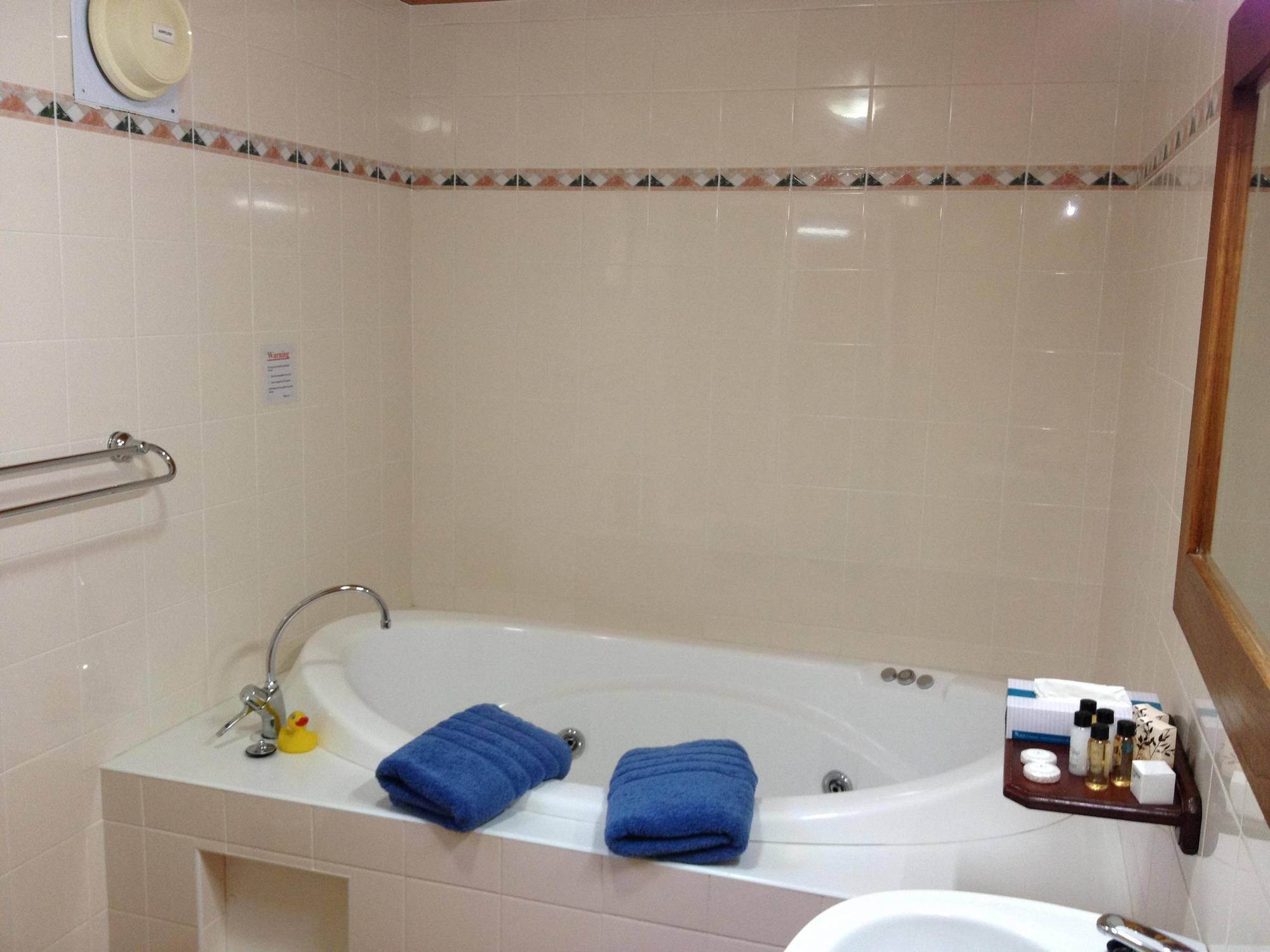 Great Escape Lofts Aparthotel Gloucester Εξωτερικό φωτογραφία